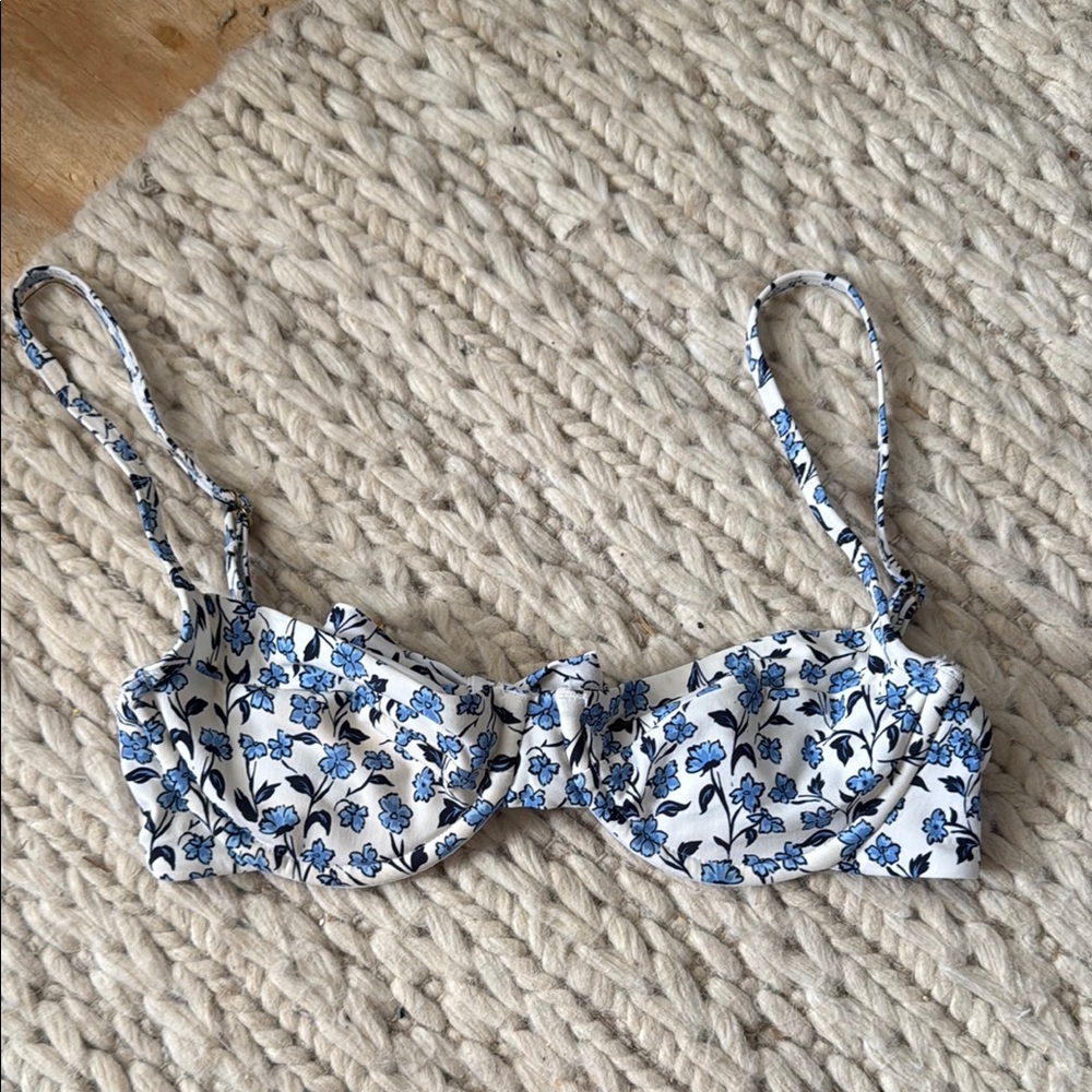 Floral Blue and White bikini top